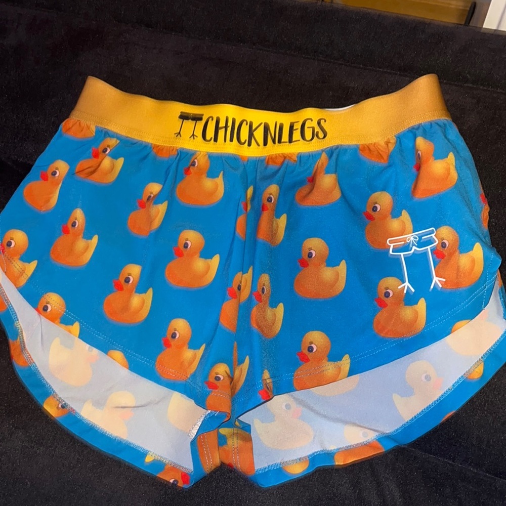 chickn legs running shorts